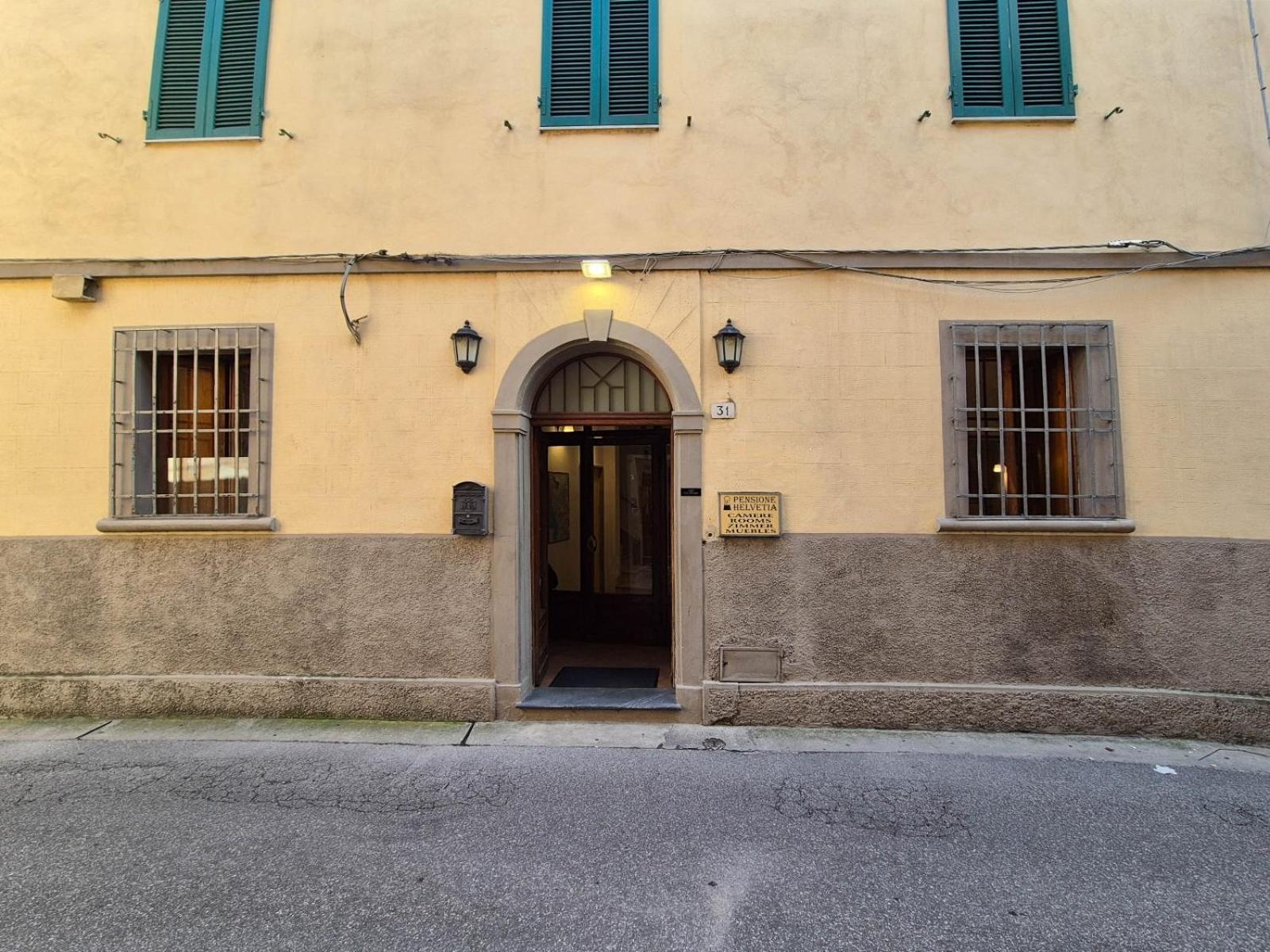 Helvetia Pisa Tower Hotel Exterior photo